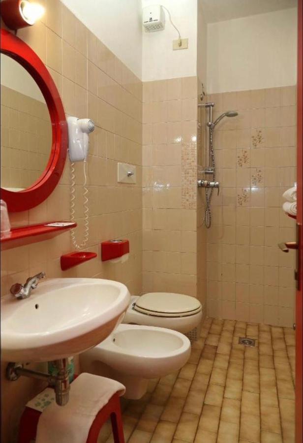 Hotel Santa Maria - Bardolino Town Center מראה חיצוני תמונה