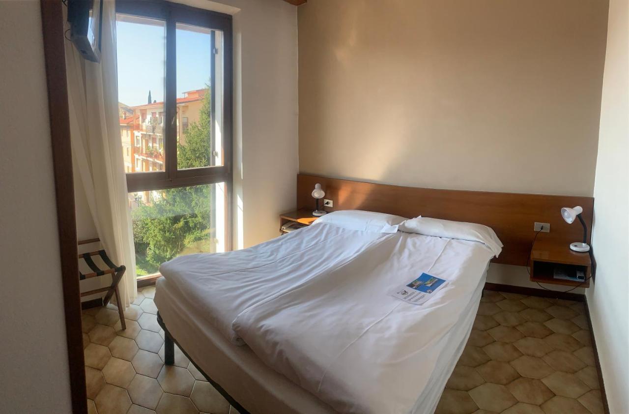 Hotel Santa Maria - Bardolino Town Center מראה חיצוני תמונה