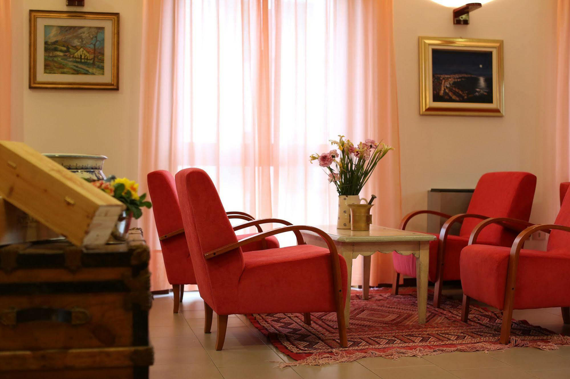 Hotel Santa Maria - Bardolino Town Center מראה חיצוני תמונה
